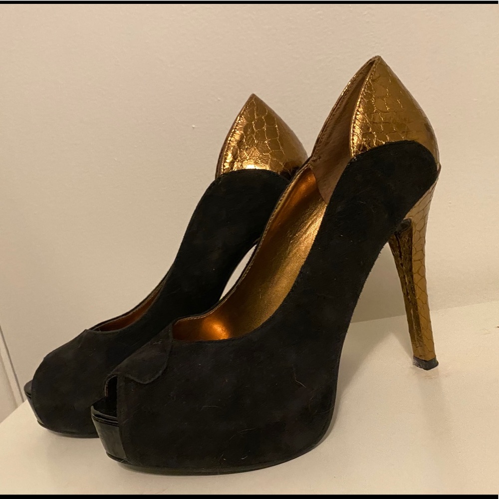Black gold Guess peep toe platform stiletto pump